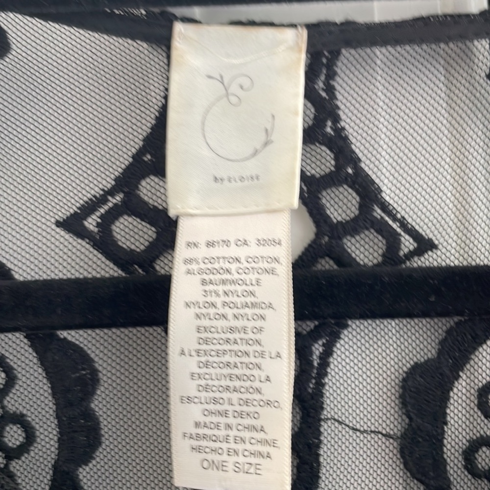 Lace tie front dress - Picture 5 of 5